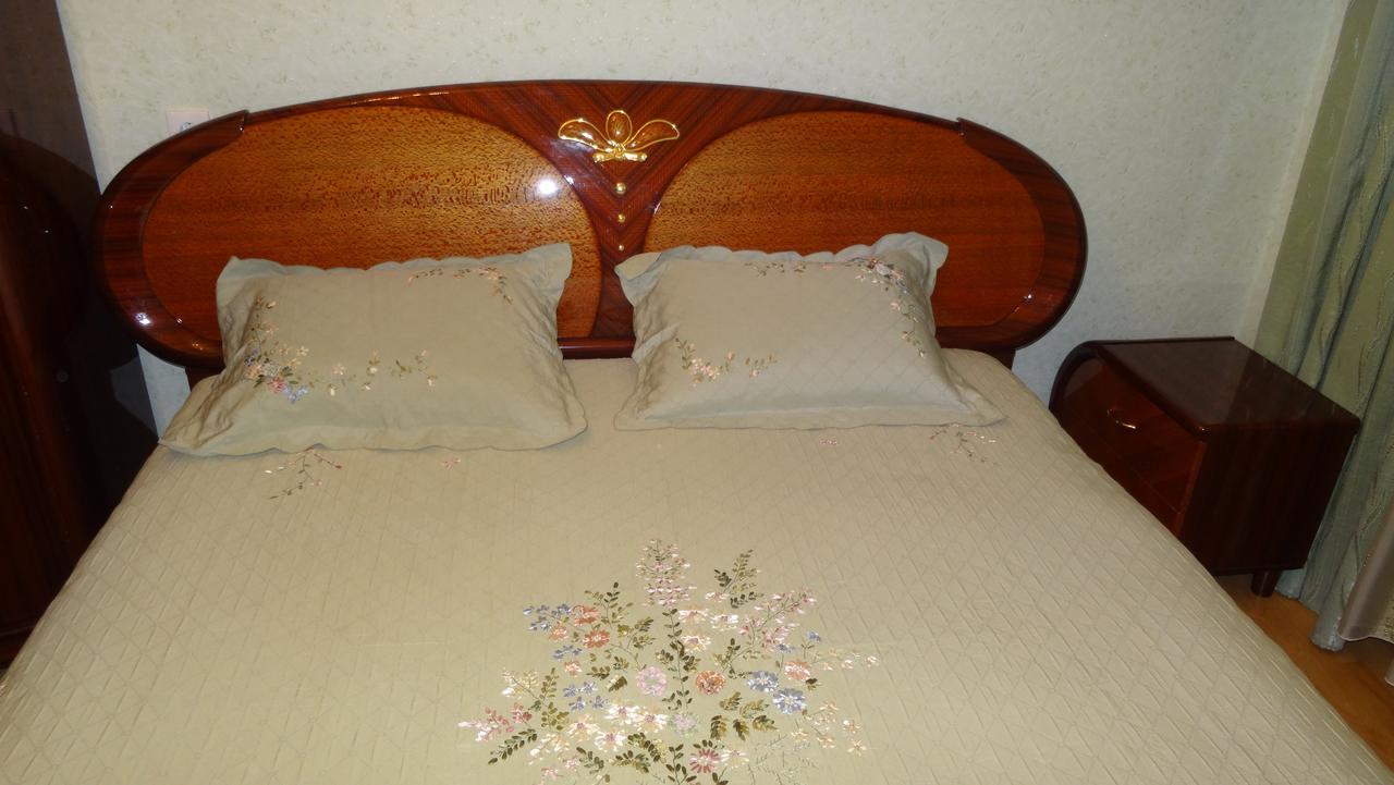 Apartment Vake-Saburtalo Тбилиси Екстериор снимка