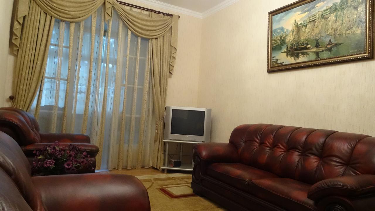 Apartment Vake-Saburtalo Тбилиси Екстериор снимка