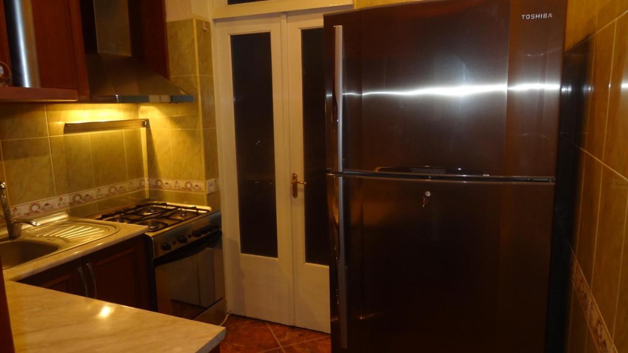 Apartment Vake-Saburtalo Тбилиси Екстериор снимка