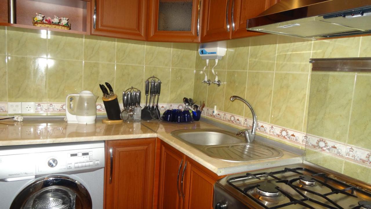 Apartment Vake-Saburtalo Тбилиси Екстериор снимка